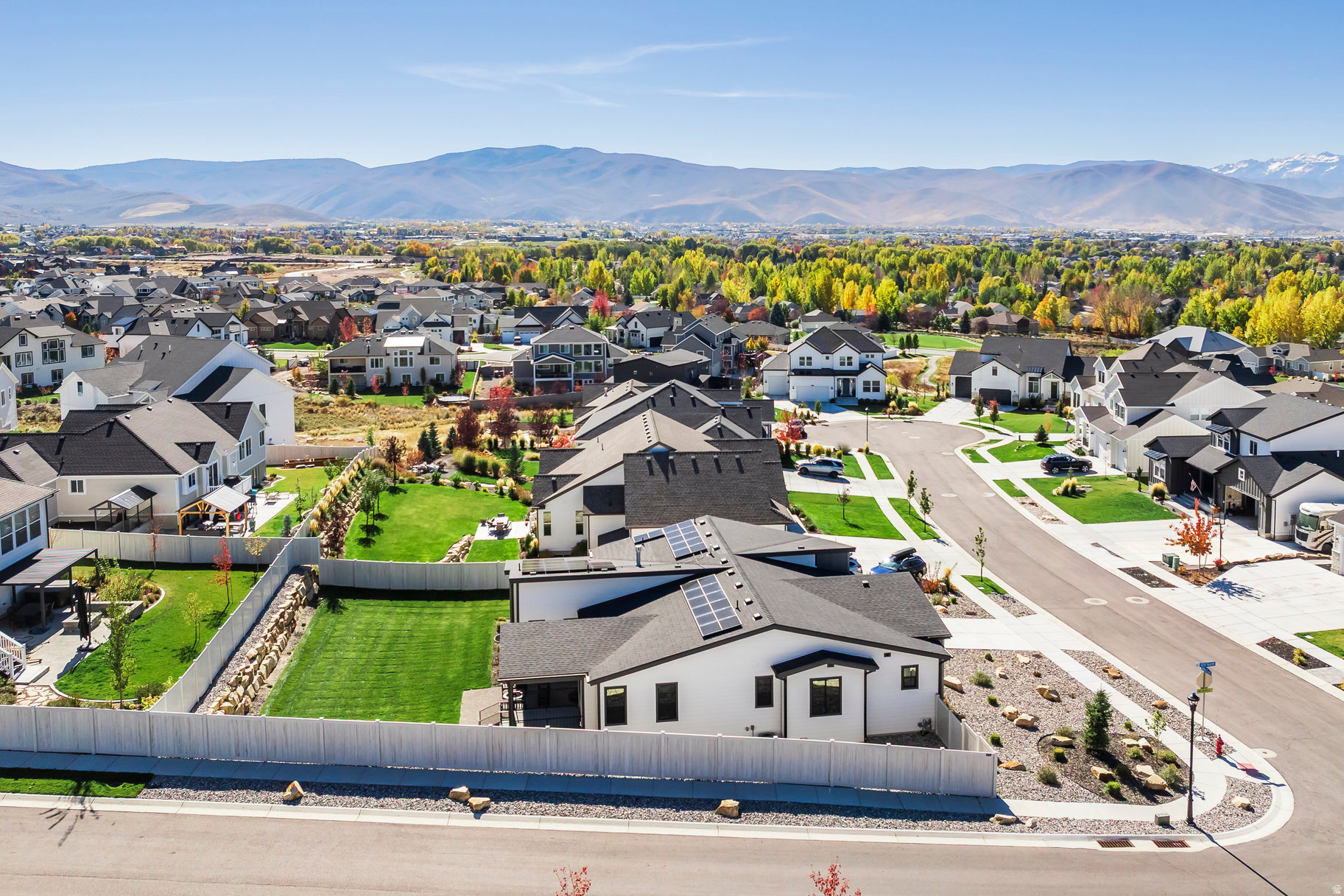 STONE CREEK - Residential