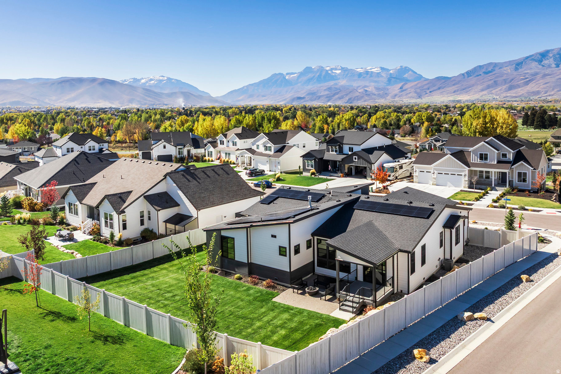 STONE CREEK - Residential