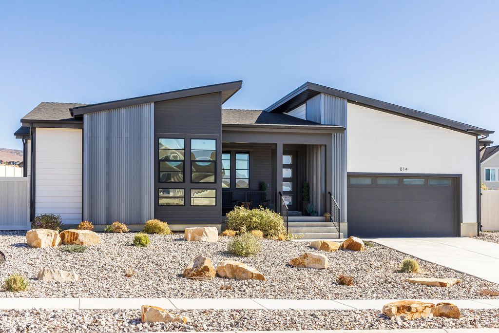 Photo of 814 N 1310 E, Heber City, UT 84032 (MLS # 2119947)