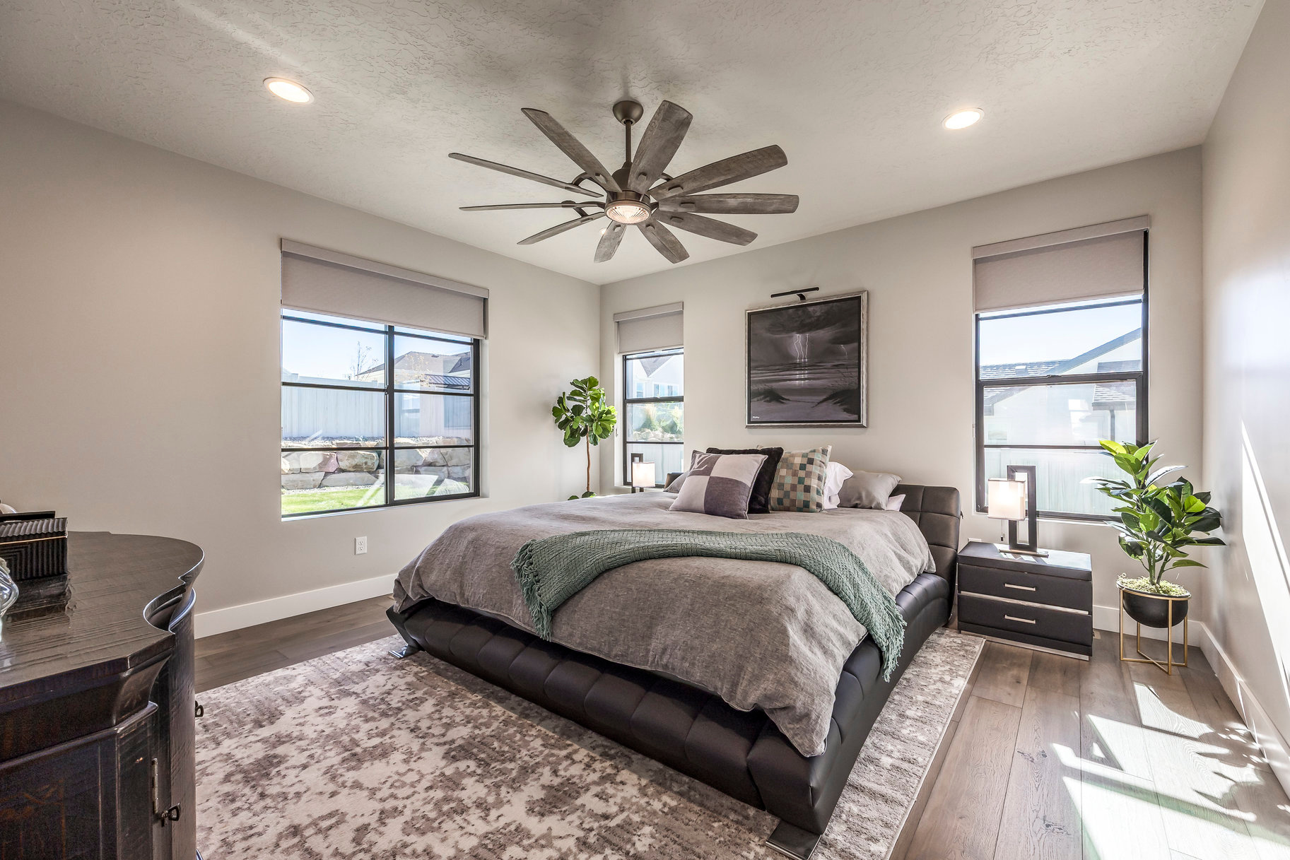 STONE CREEK - Residential