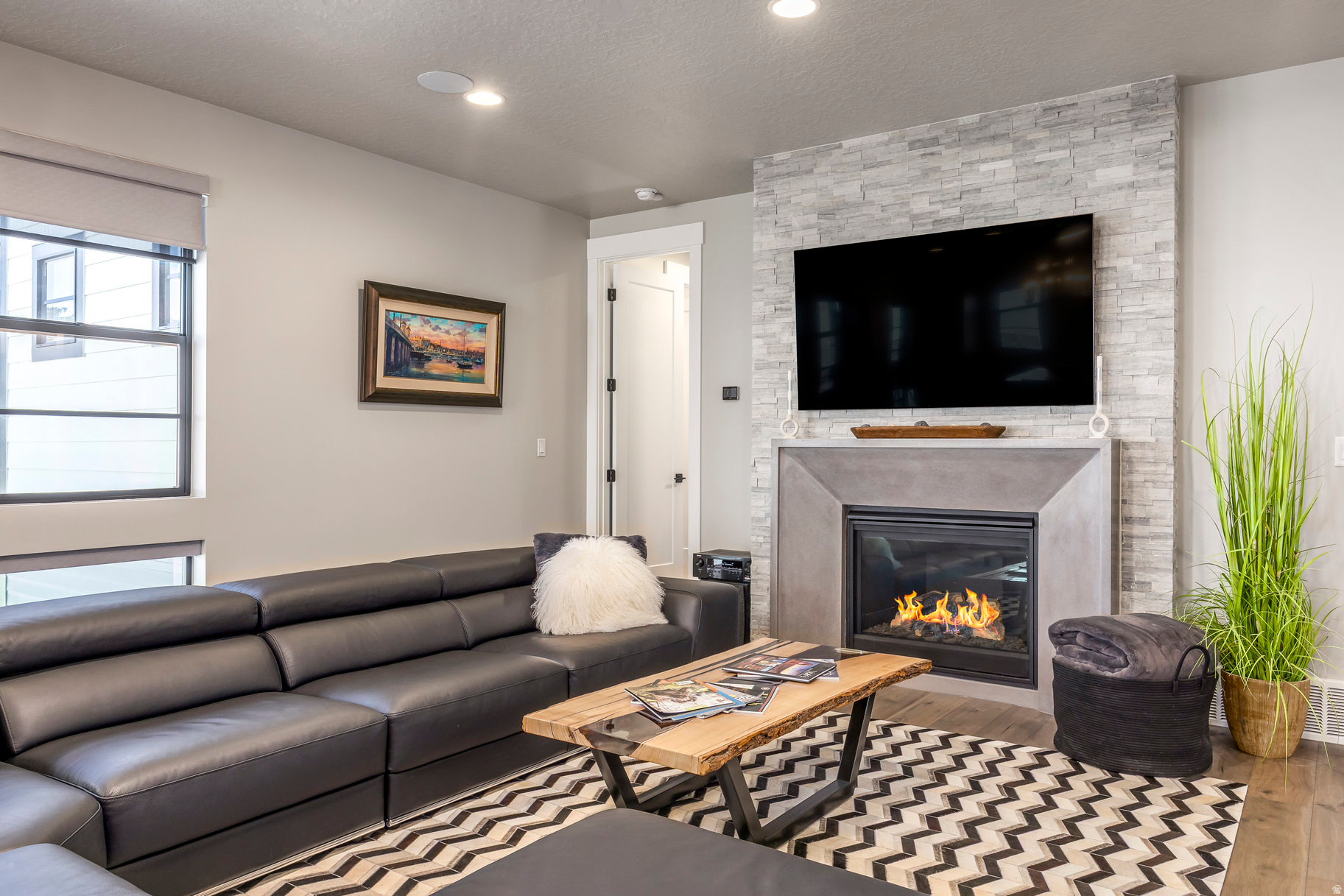 STONE CREEK - Residential