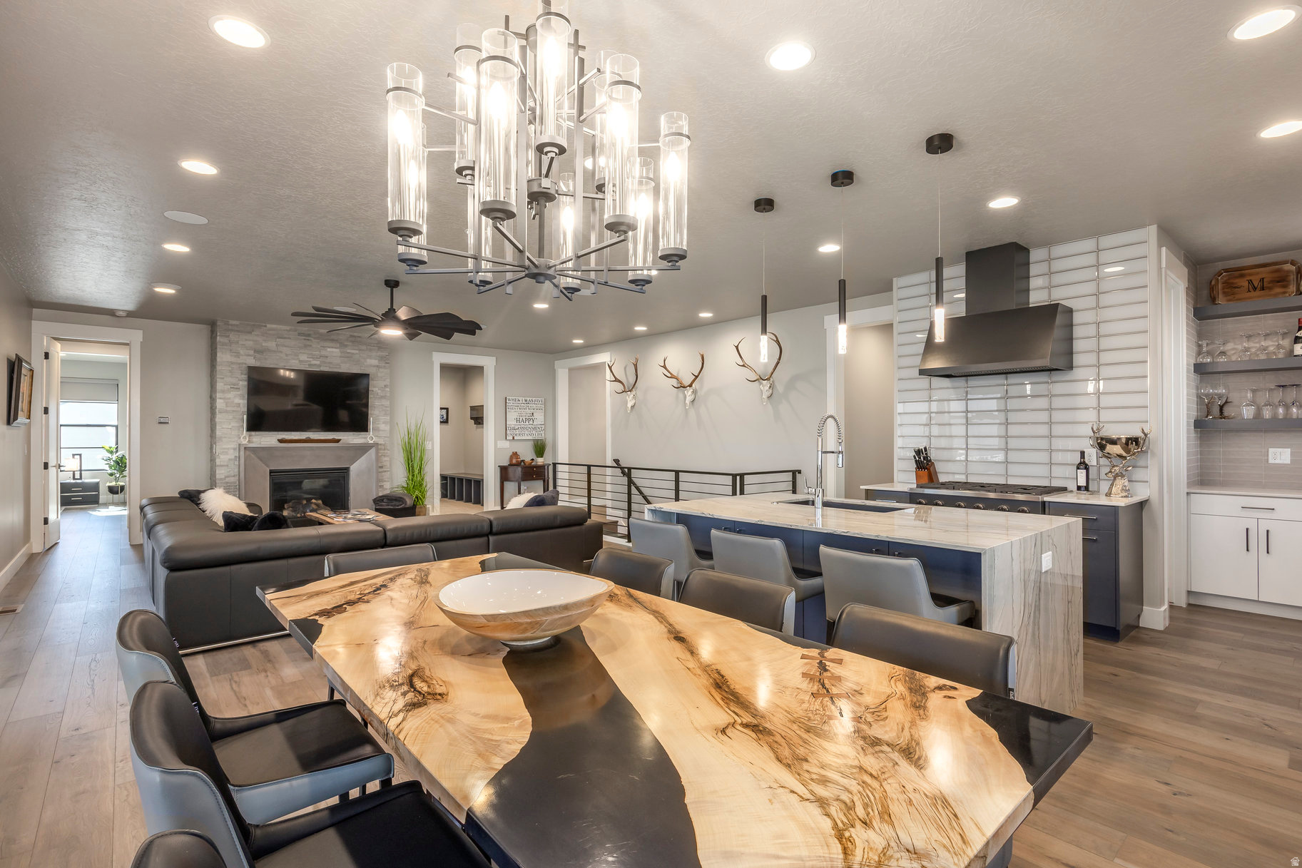 STONE CREEK - Residential