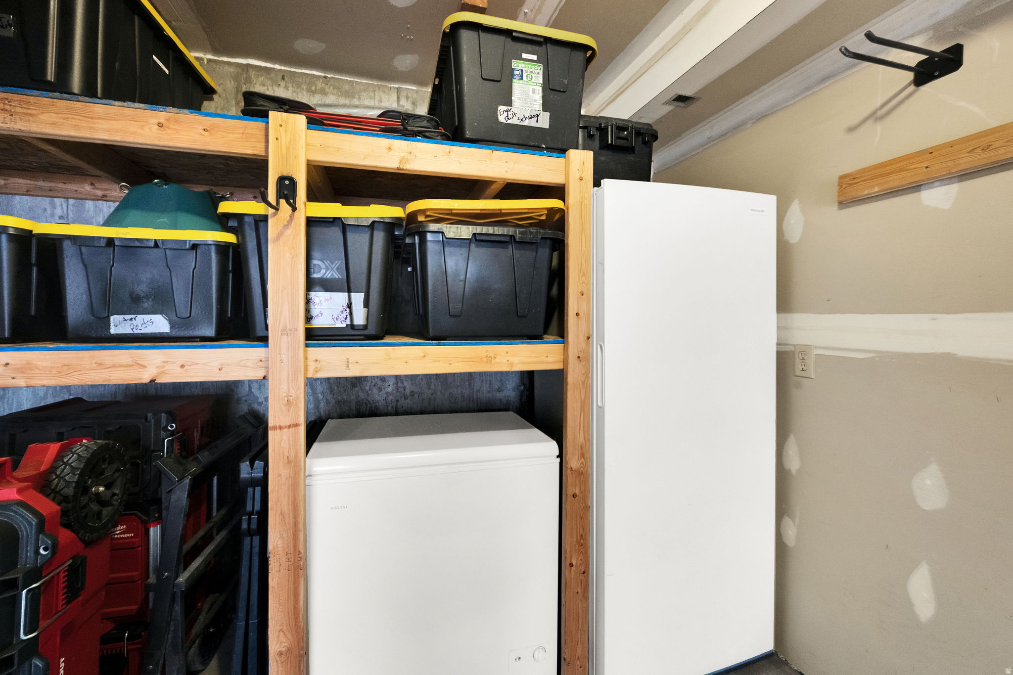 TIMBER LAKES - Residential