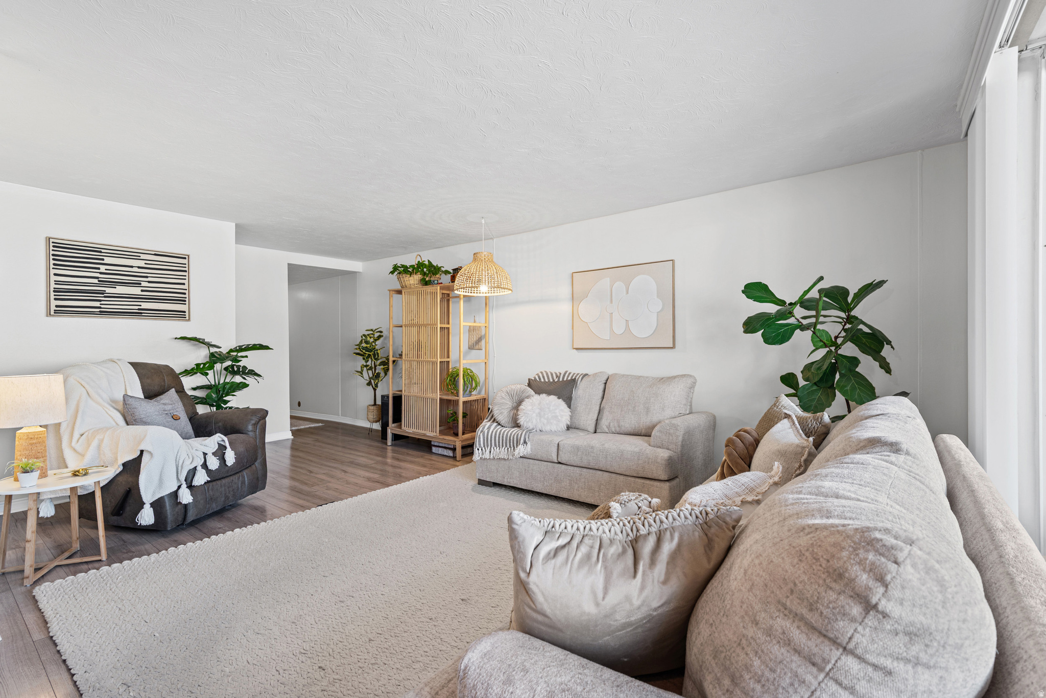 CAPITOL HILL - Residential