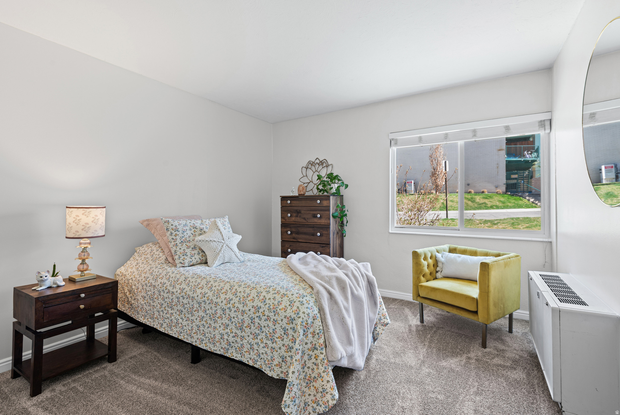 CAPITOL HILL - Residential