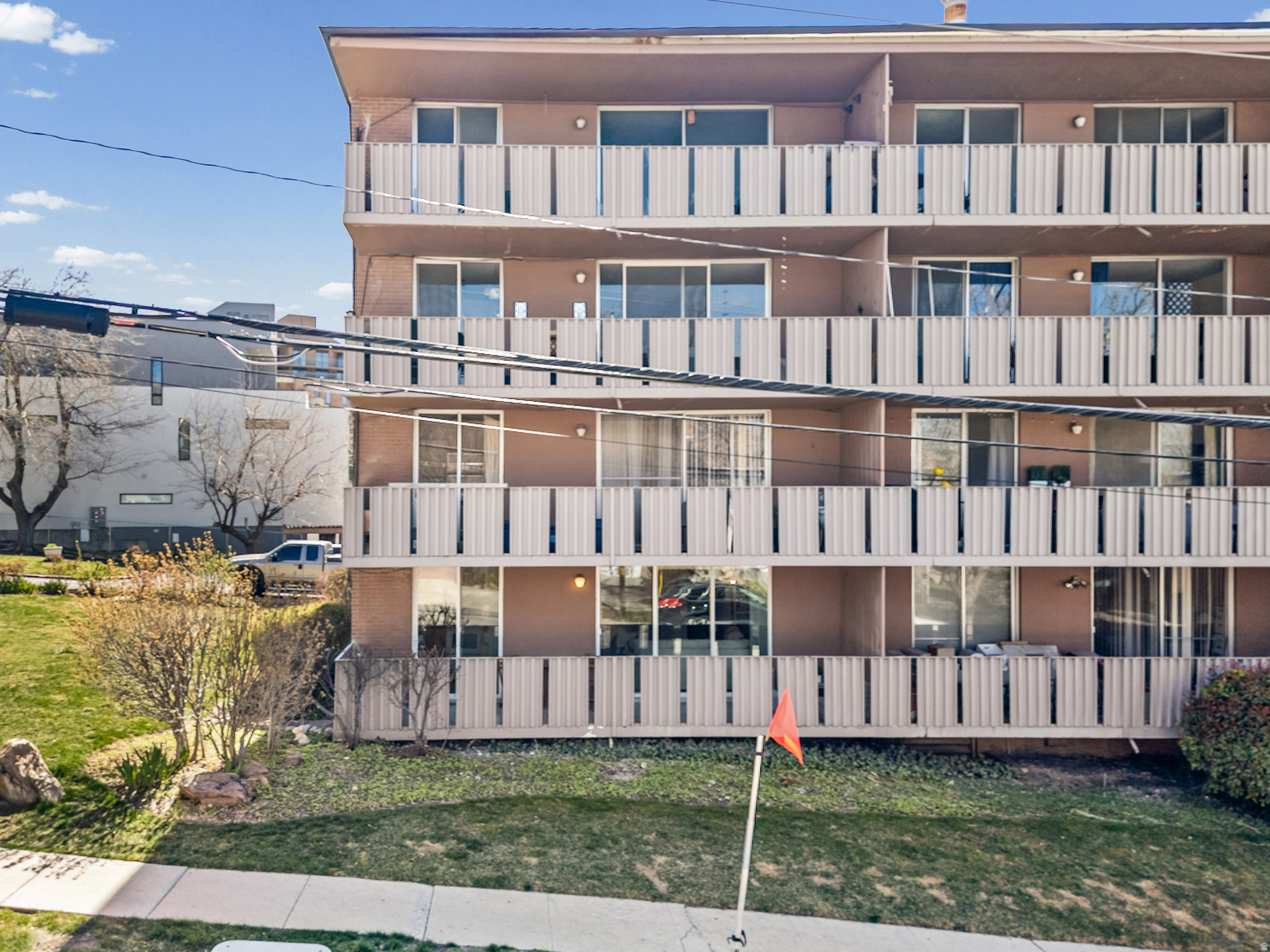 CAPITOL HILL - Residential