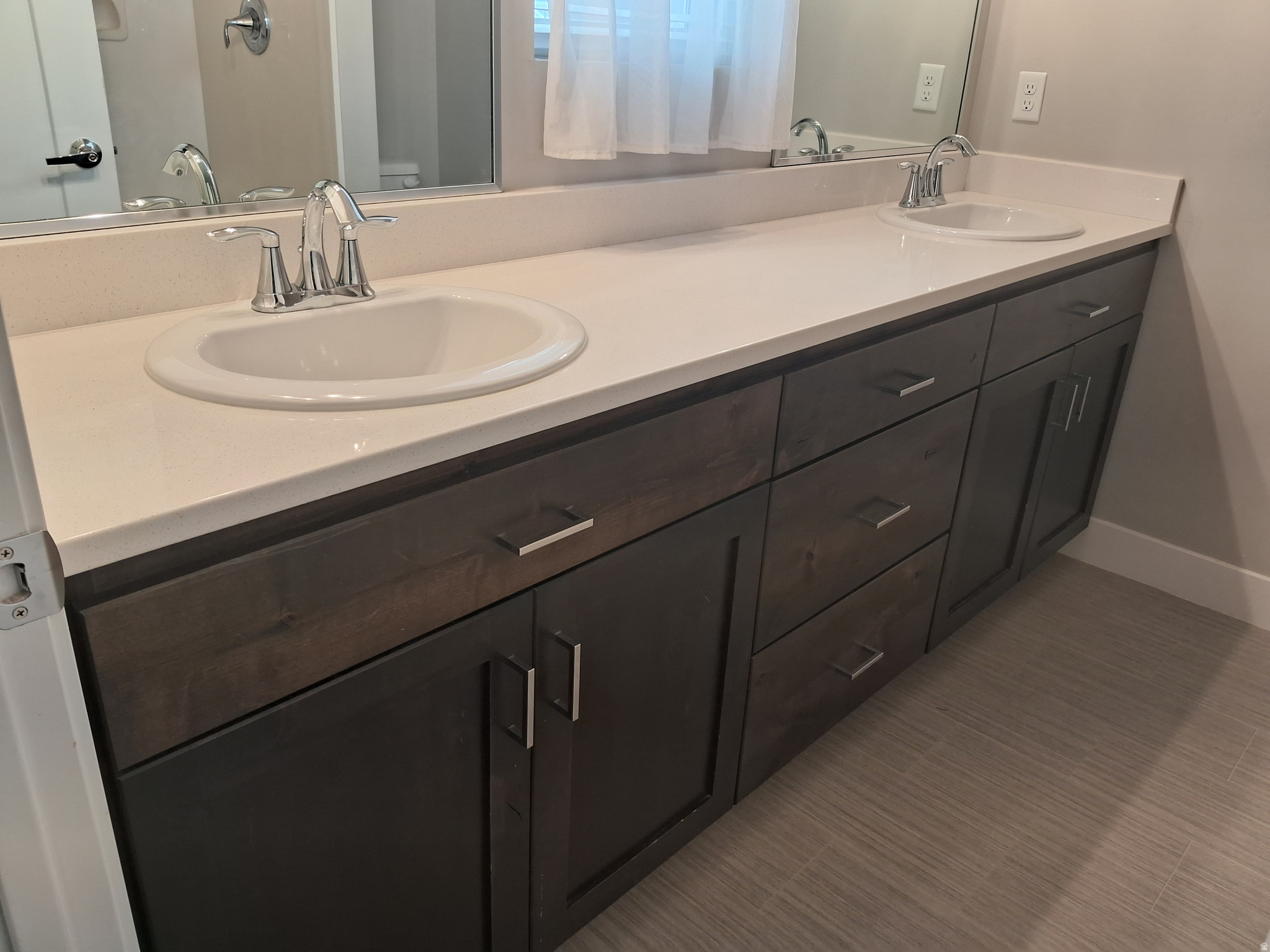 CRESCENT HILLS SUBDIVISION - Residential Income