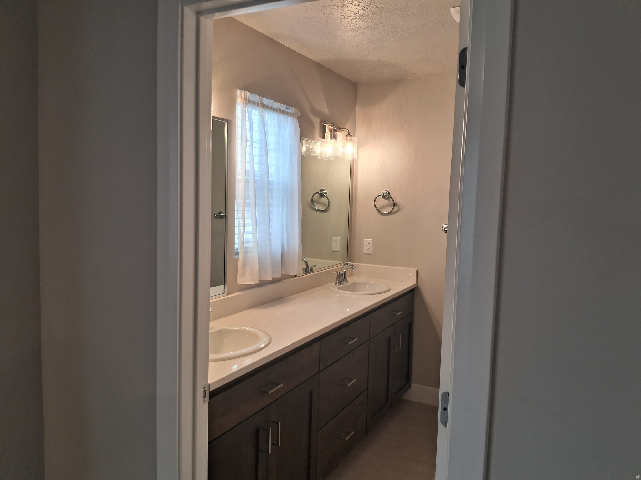 CRESCENT HILLS SUBDIVISION - Residential Income