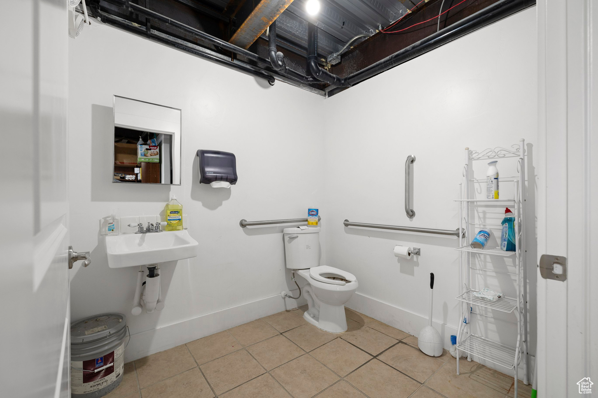 JORDAN - Commercial Sale