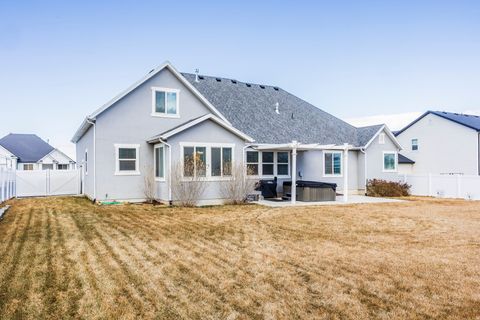 Tiny photo for 1171 S 50 E, Salem, UT 84653 (MLS # 2140740)