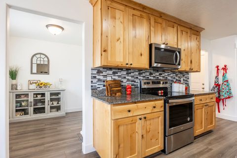 Tiny photo for 1171 S 50 E, Salem, UT 84653 (MLS # 2140740)