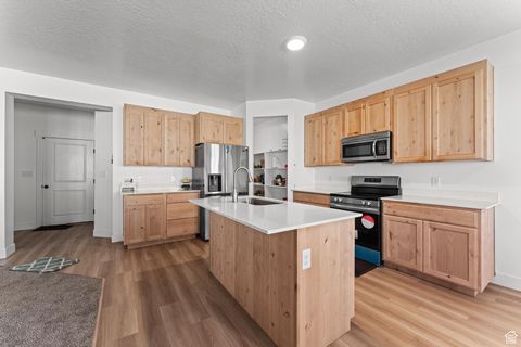 Tiny photo for 1544 S WINDSONG DR, Santaquin, UT 84655 (MLS # 2119248)