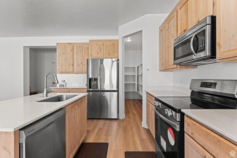 Tiny photo for 1544 S WINDSONG DR, Santaquin, UT 84655 (MLS # 2119248)