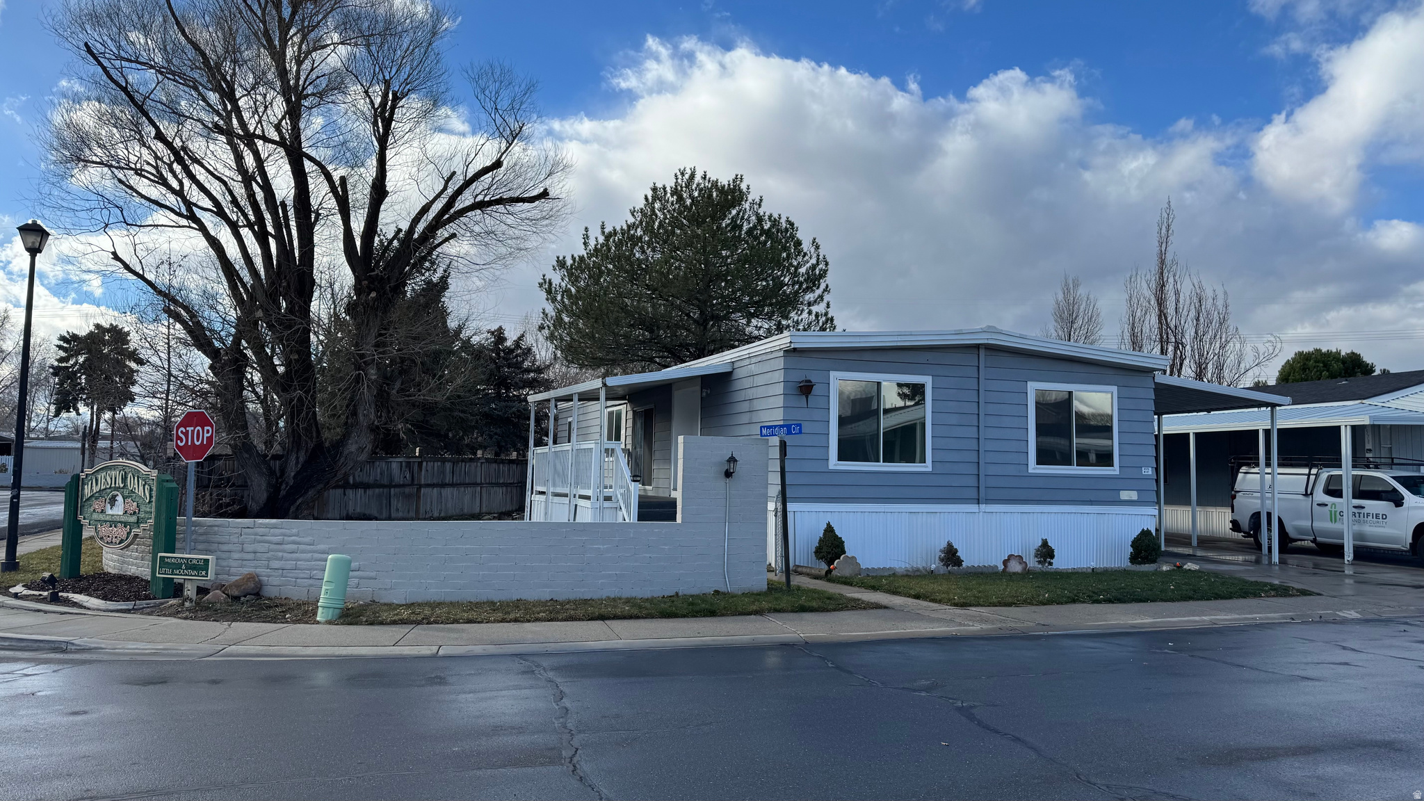 MAJESTIC OAKS - Residential