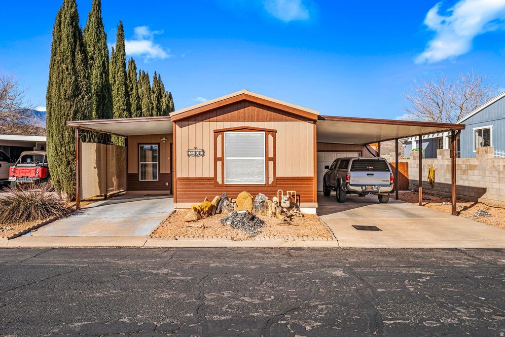 Photo of 3900 W 120 N, Hurricane, UT 84737 (MLS # 2136351)