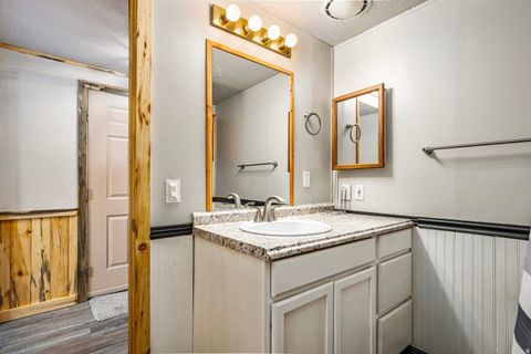 Tiny photo for 3900 W 120 N, Hurricane, UT 84737 (MLS # 2136351)