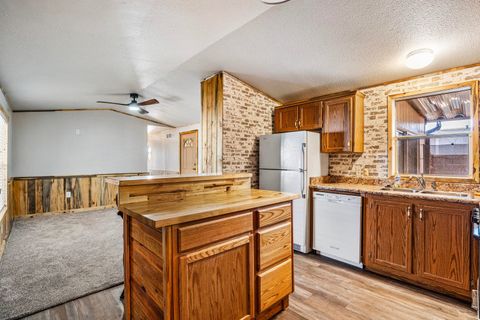 Tiny photo for 3900 W 120 N, Hurricane, UT 84737 (MLS # 2136351)