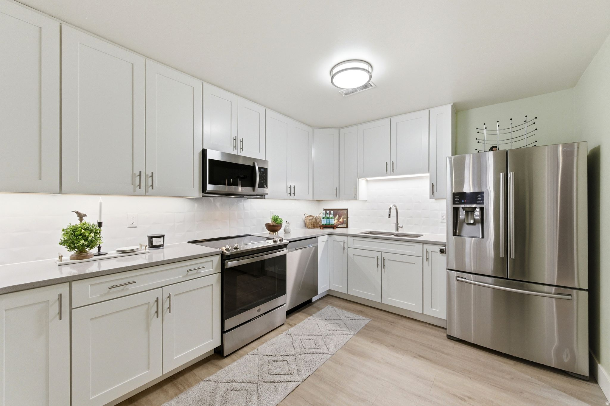 OAKWOOD GARDENS CONDM - Residential