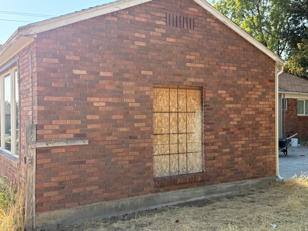 Photo of 496 N 300 W, Mapleton, UT 84664 (MLS # 2178029)