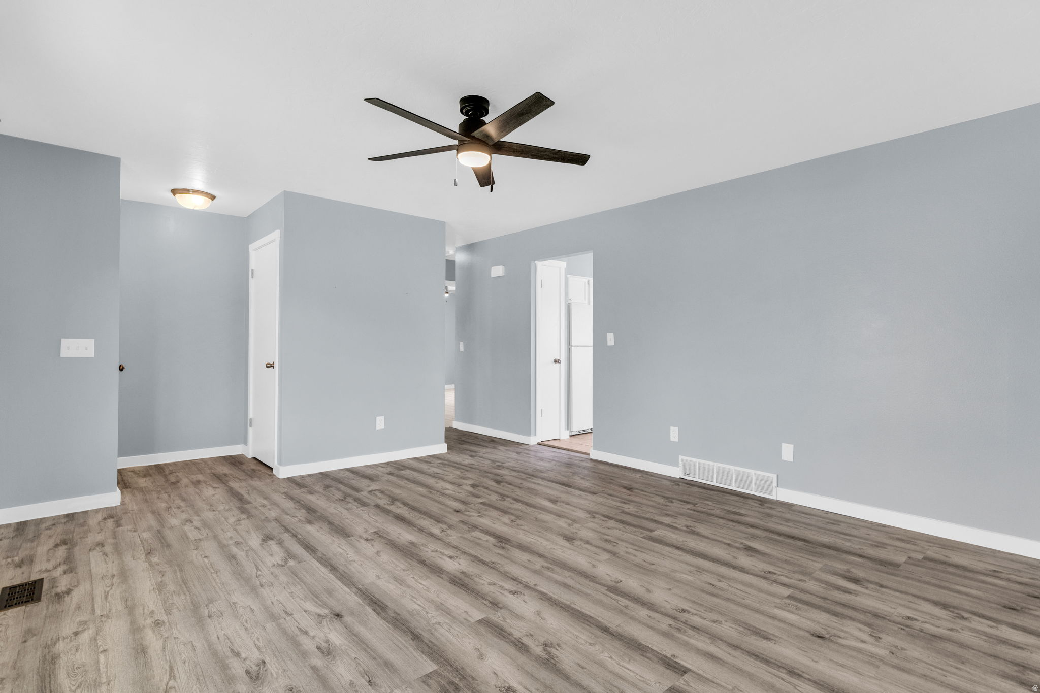 RIVERTON HEIGHTS - Residential