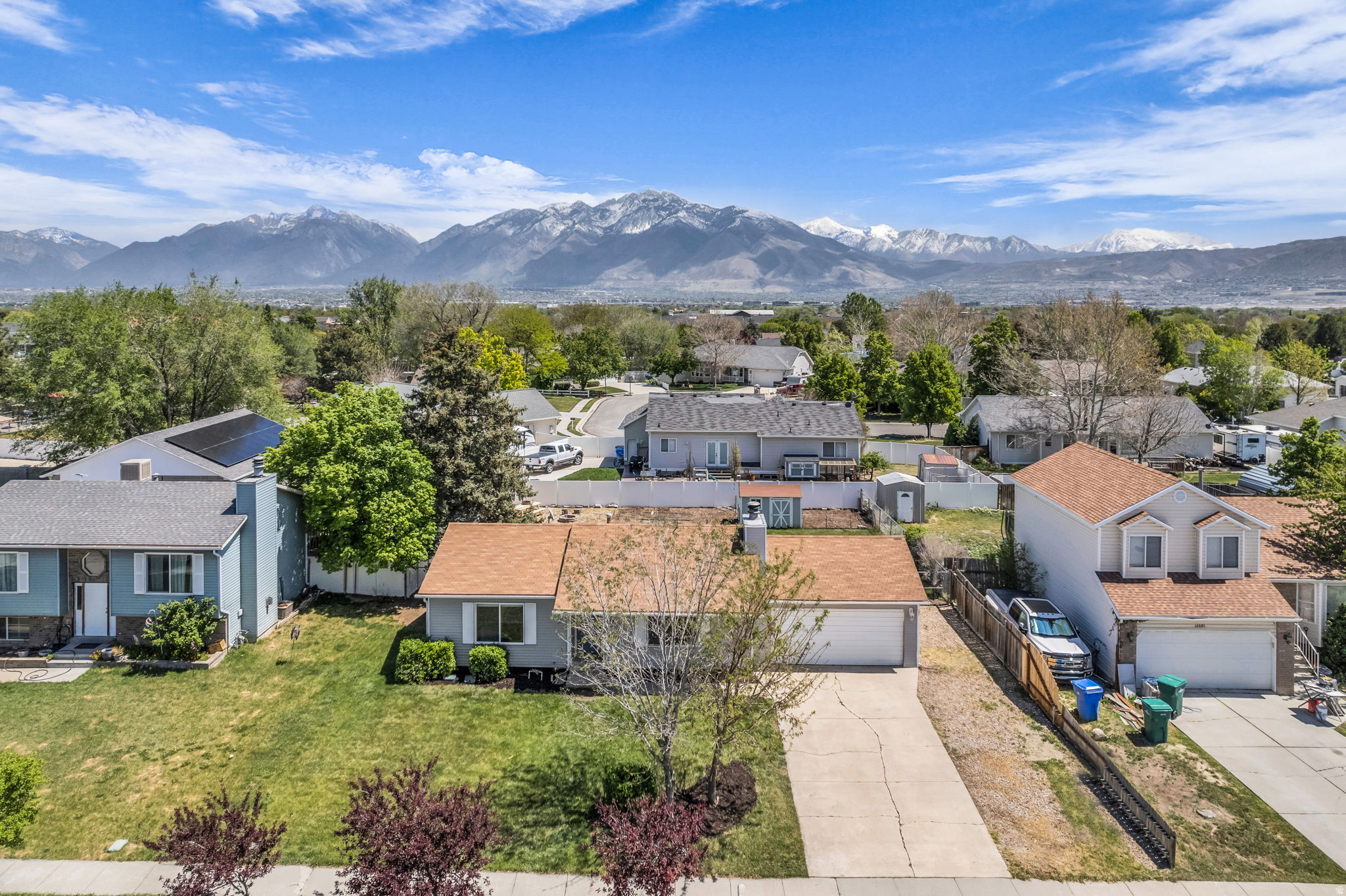RIVERTON HEIGHTS - Residential