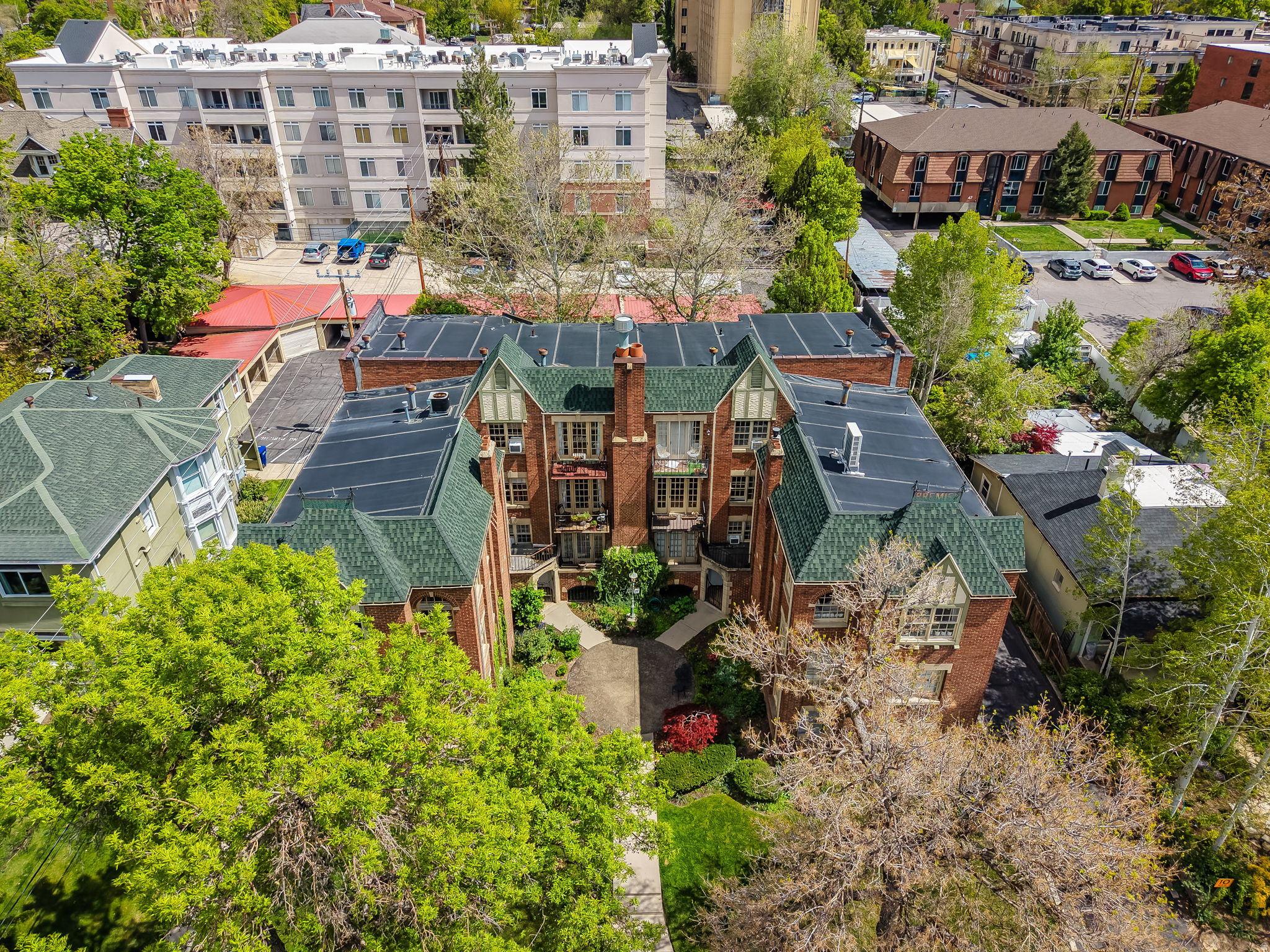 PREMIER CONDOMINIUMS - Residential