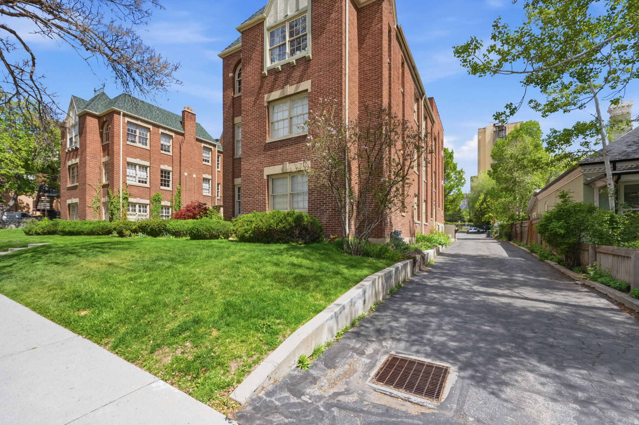 PREMIER CONDOMINIUMS - Residential