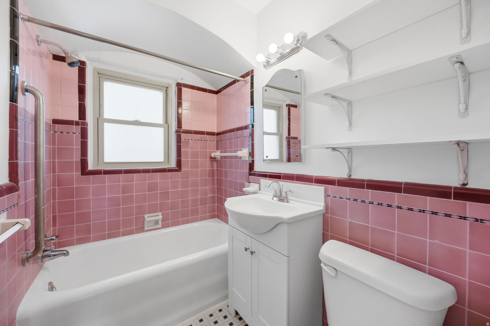 PREMIER CONDOMINIUMS - Residential