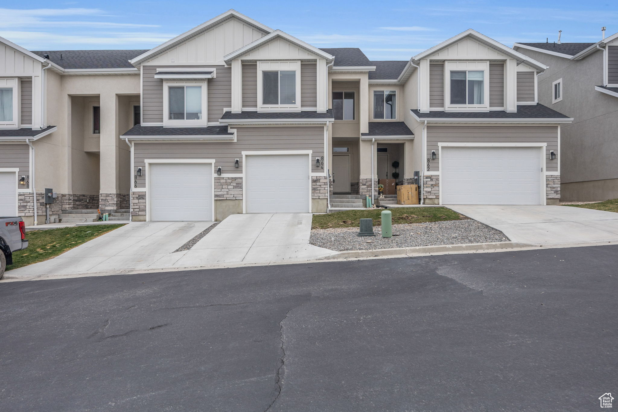 864 N Gleneagles Ct, Tooele, Utah image 1