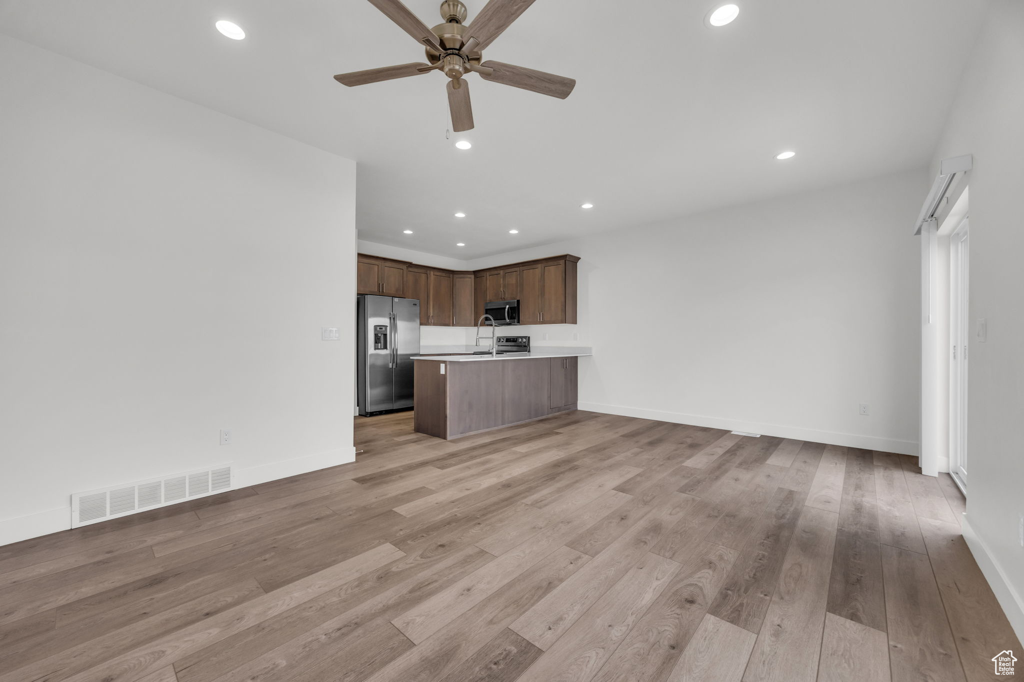 864 N Gleneagles Ct, Tooele, Utah image 10