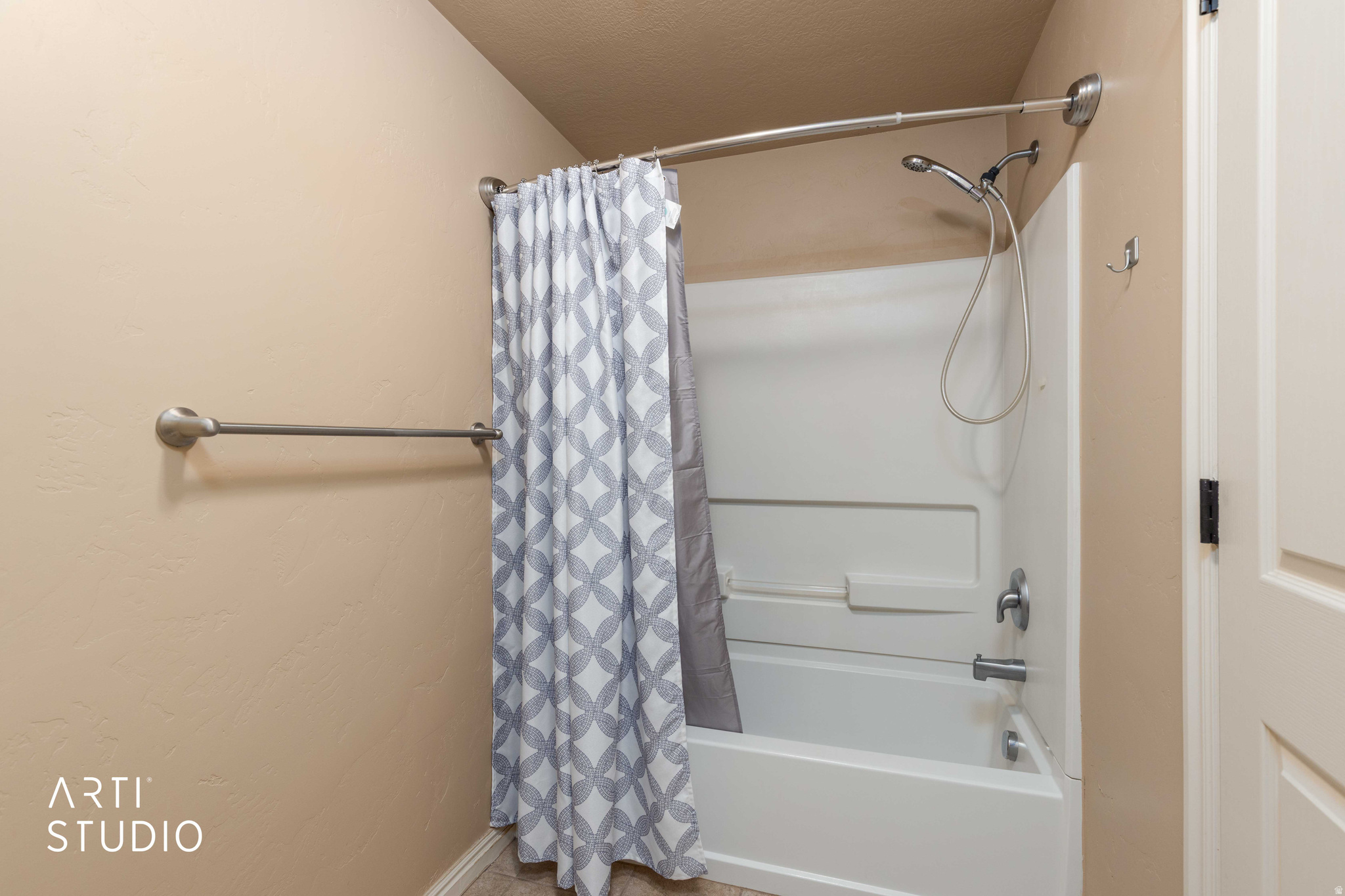 ALDER CREEK - Residential