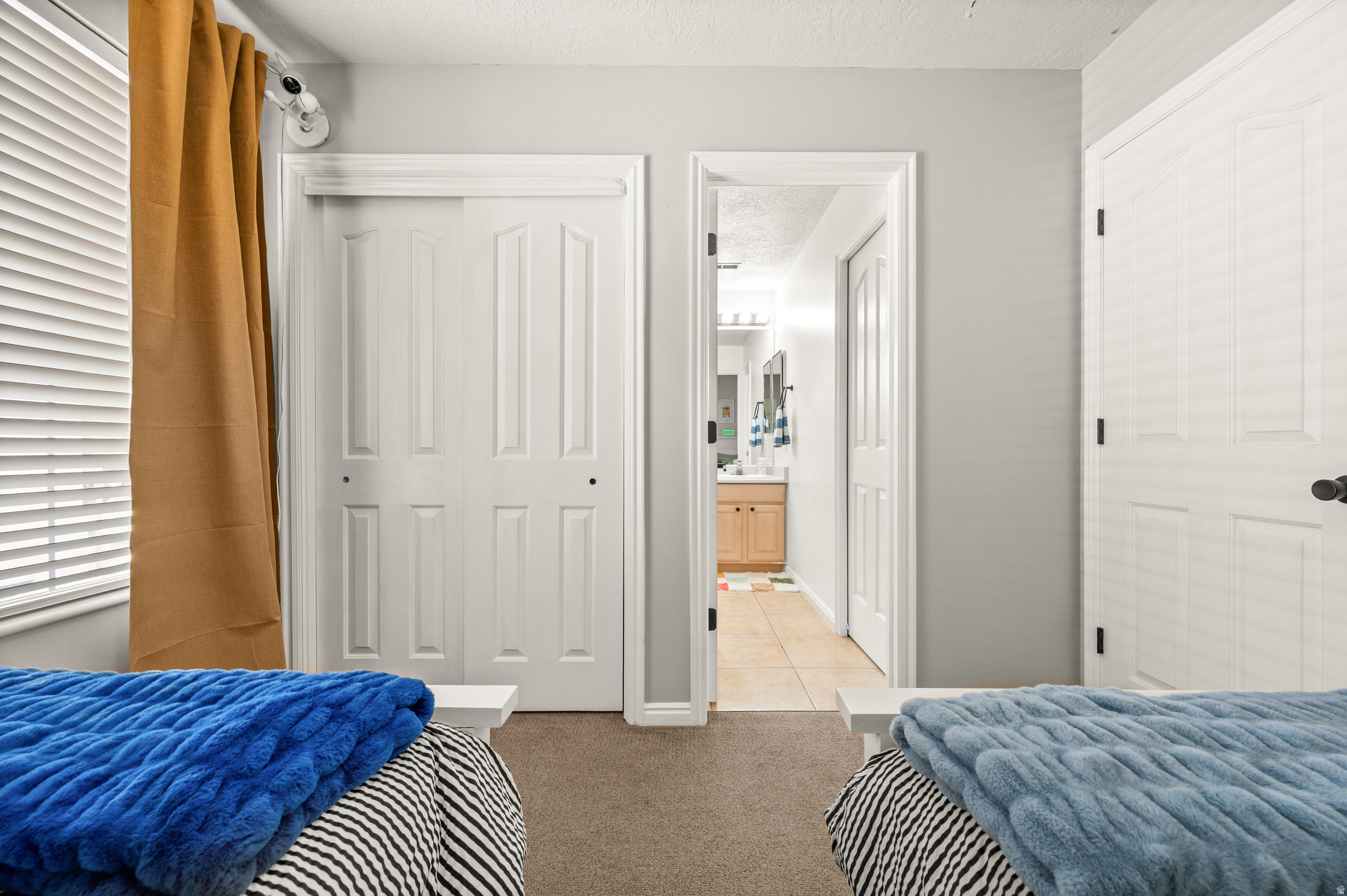 SOUTH WILLOW CREEK - Residential