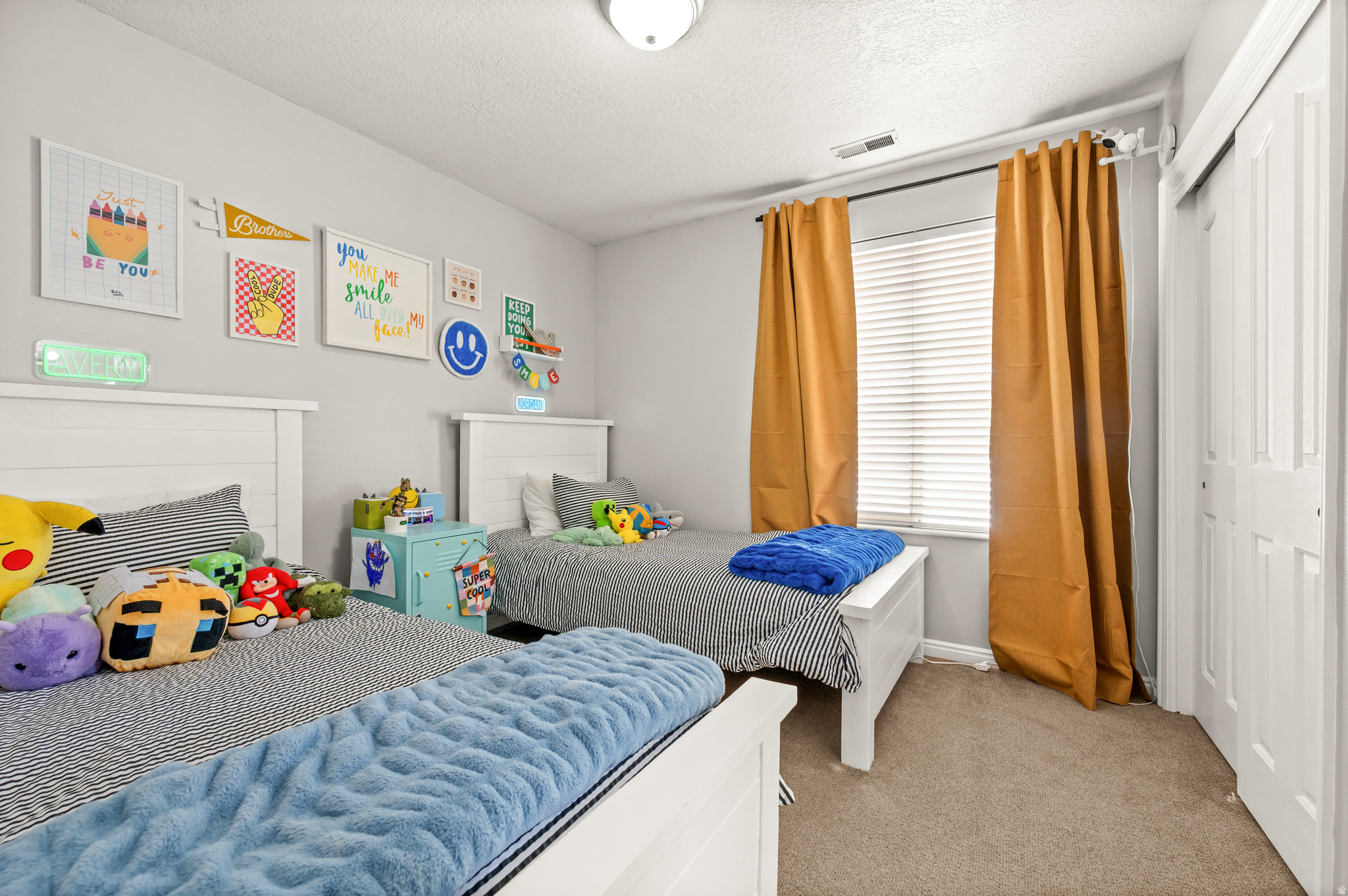 SOUTH WILLOW CREEK - Residential