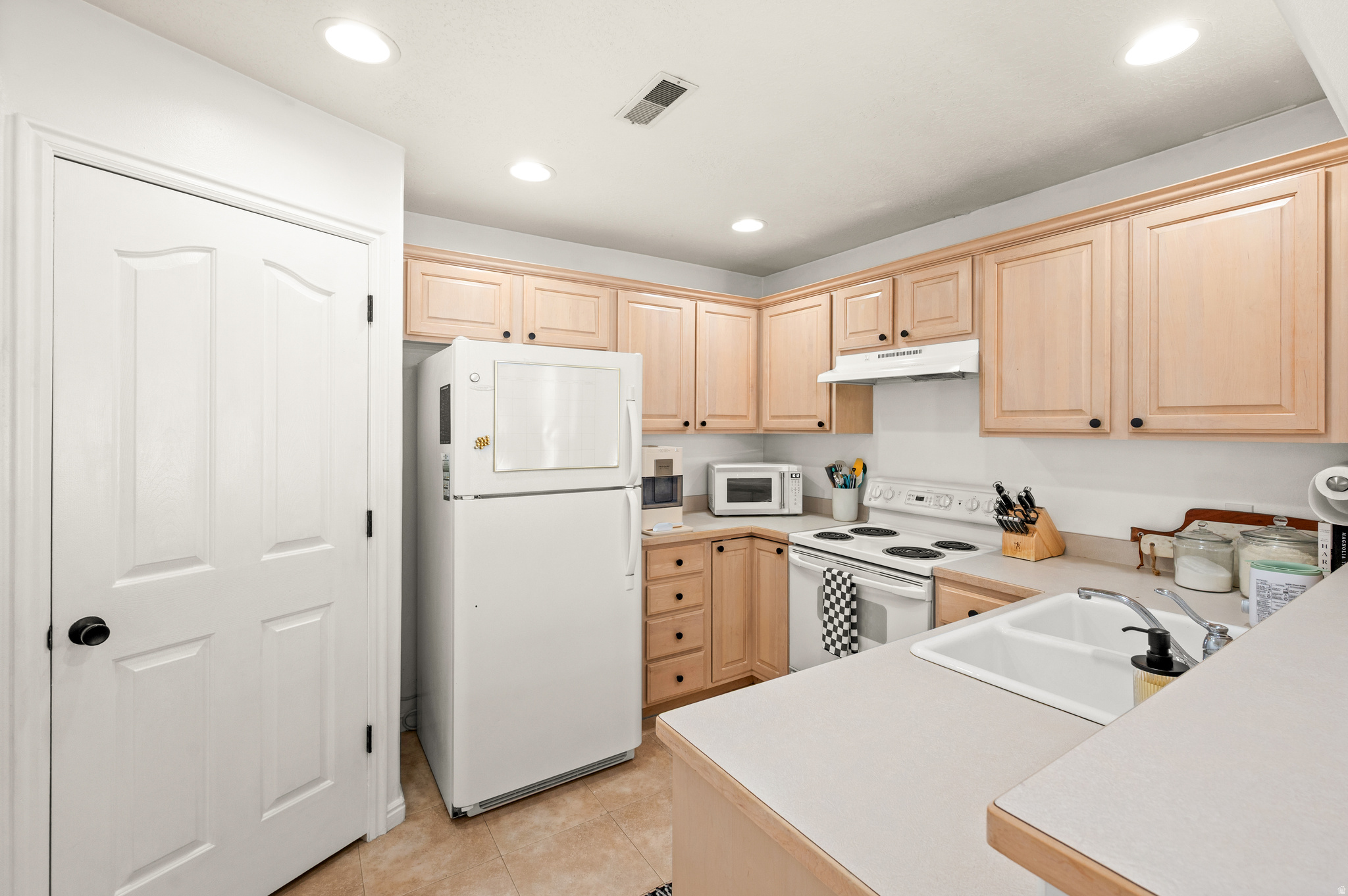 SOUTH WILLOW CREEK - Residential