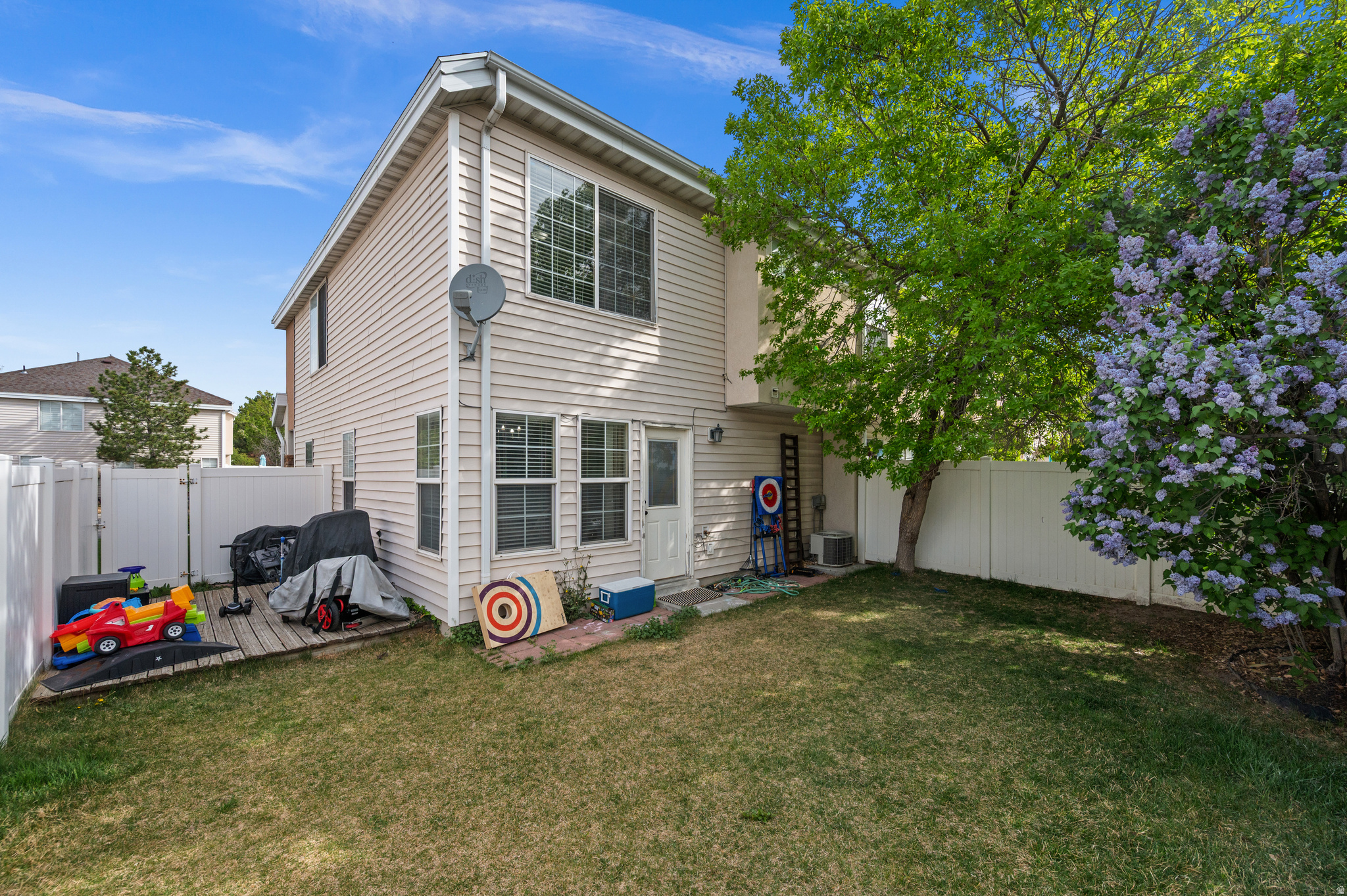 SOUTH WILLOW CREEK - Residential