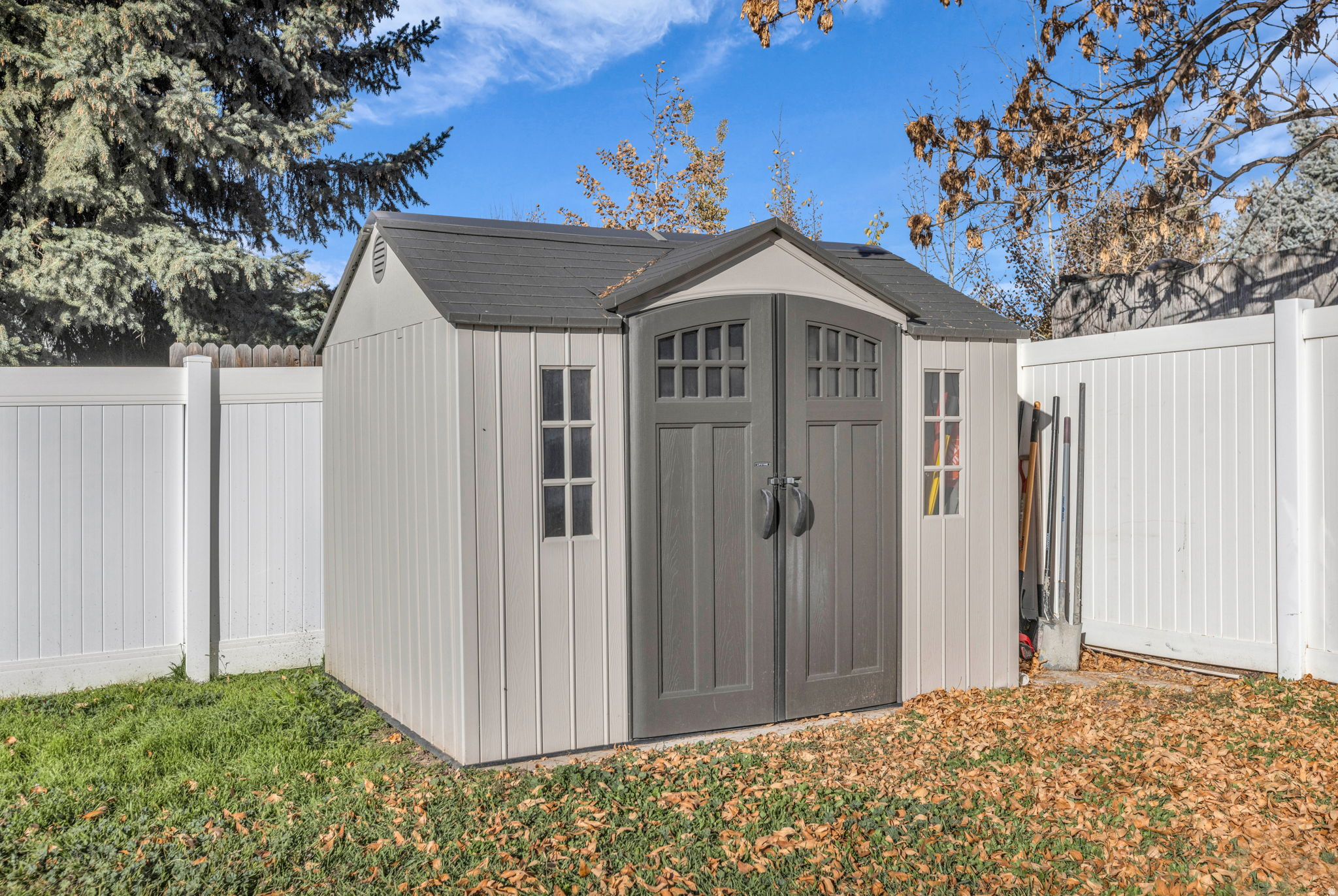 MEADOW PARK - Residential