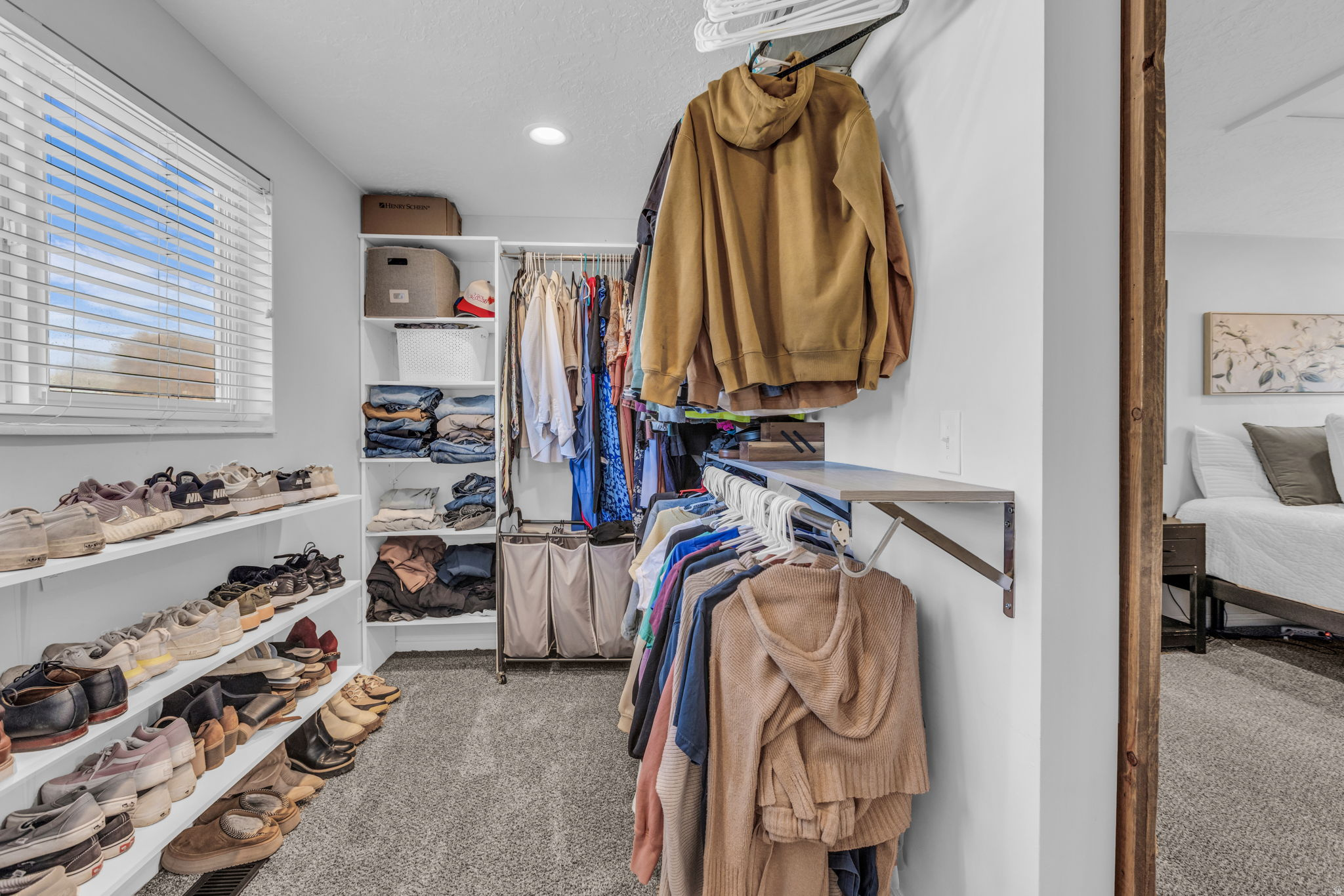 MEADOW PARK - Residential