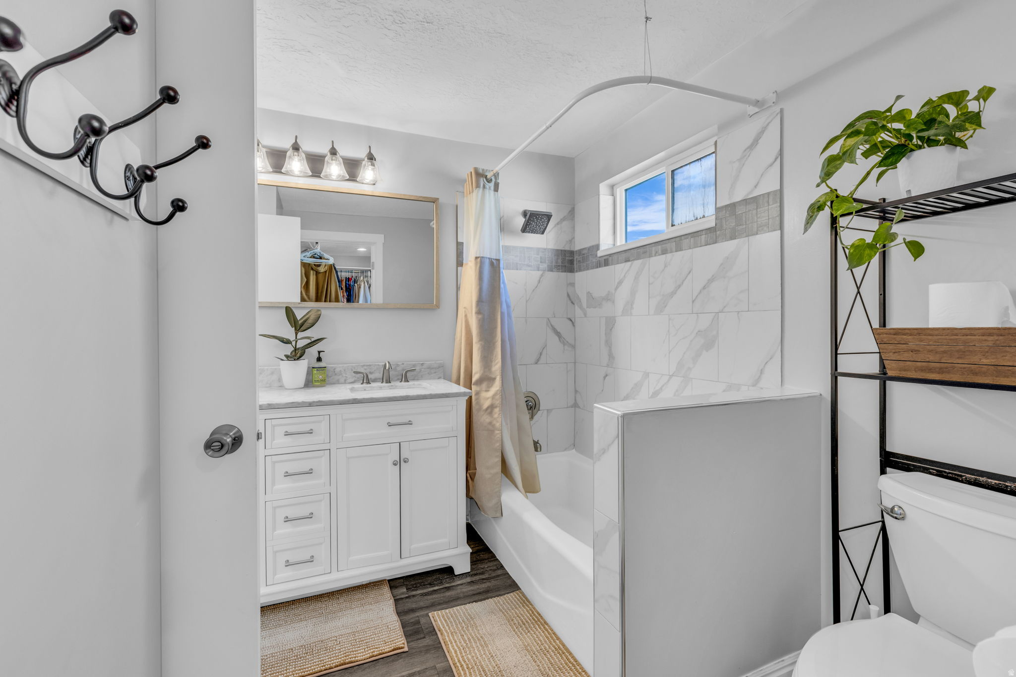 MEADOW PARK - Residential