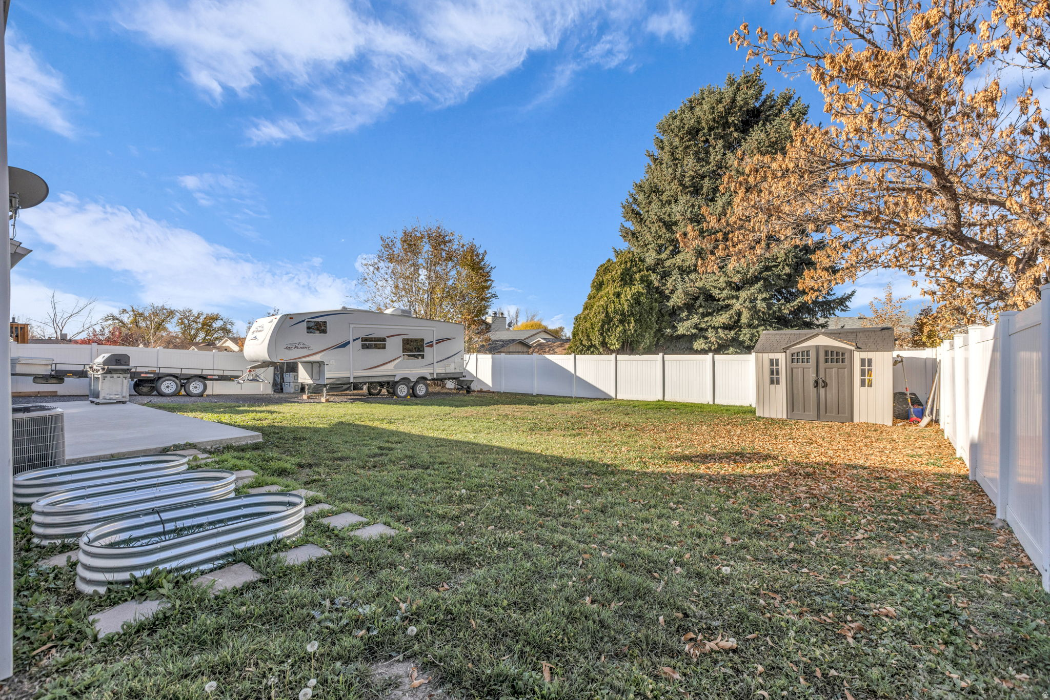 MEADOW PARK - Residential