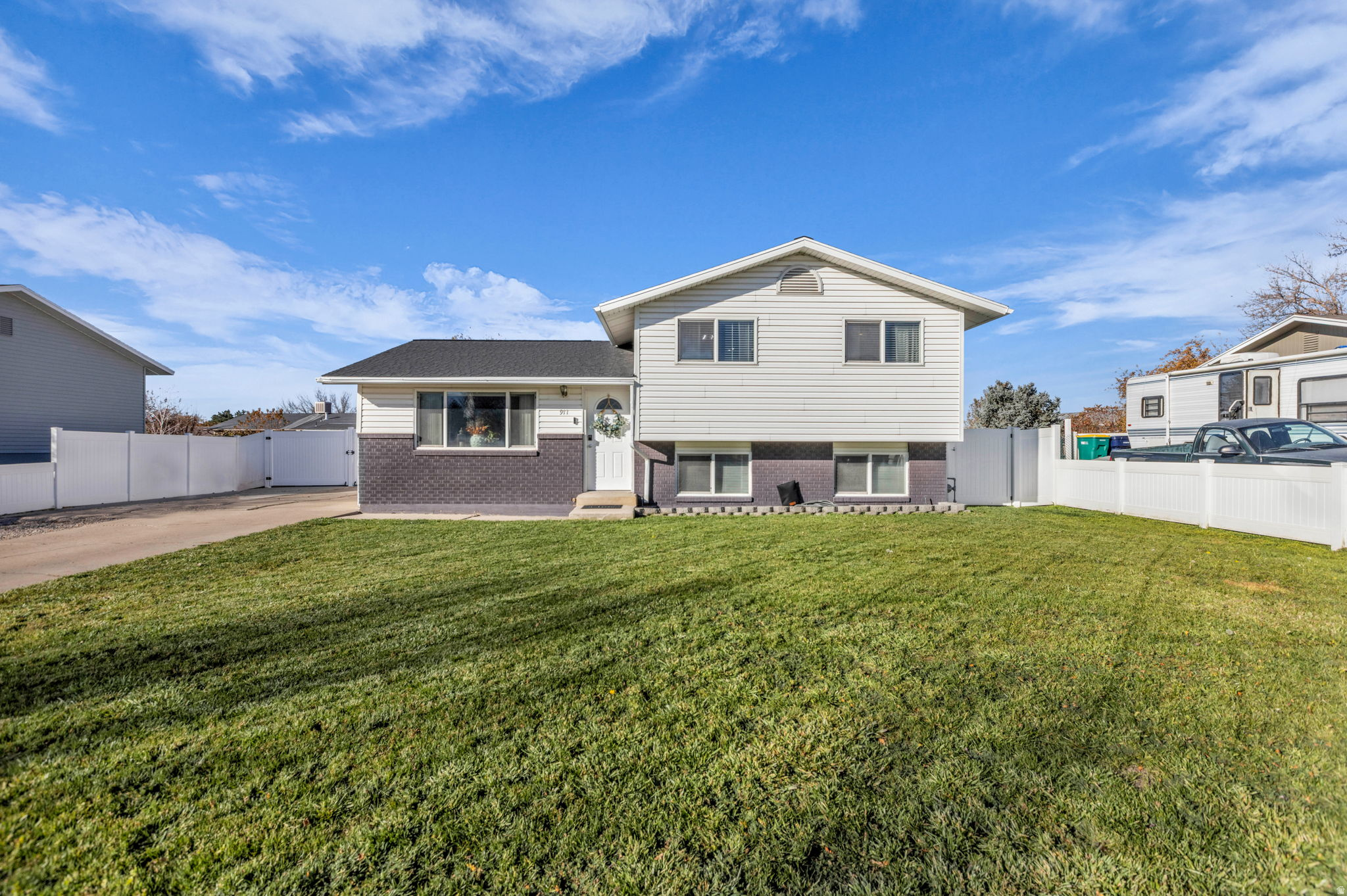 MEADOW PARK - Residential