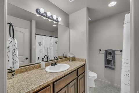 Tiny photo for 370 W BUENA VISTA BLVD #83, Washington, UT 84780 (MLS # 2129127)