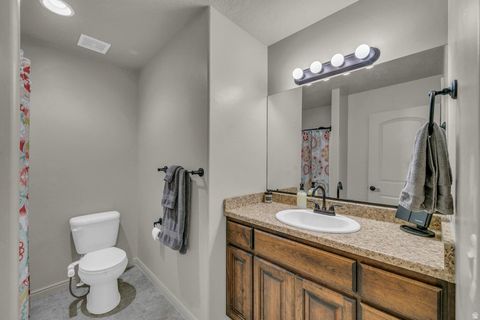 Tiny photo for 370 W BUENA VISTA BLVD #83, Washington, UT 84780 (MLS # 2129127)