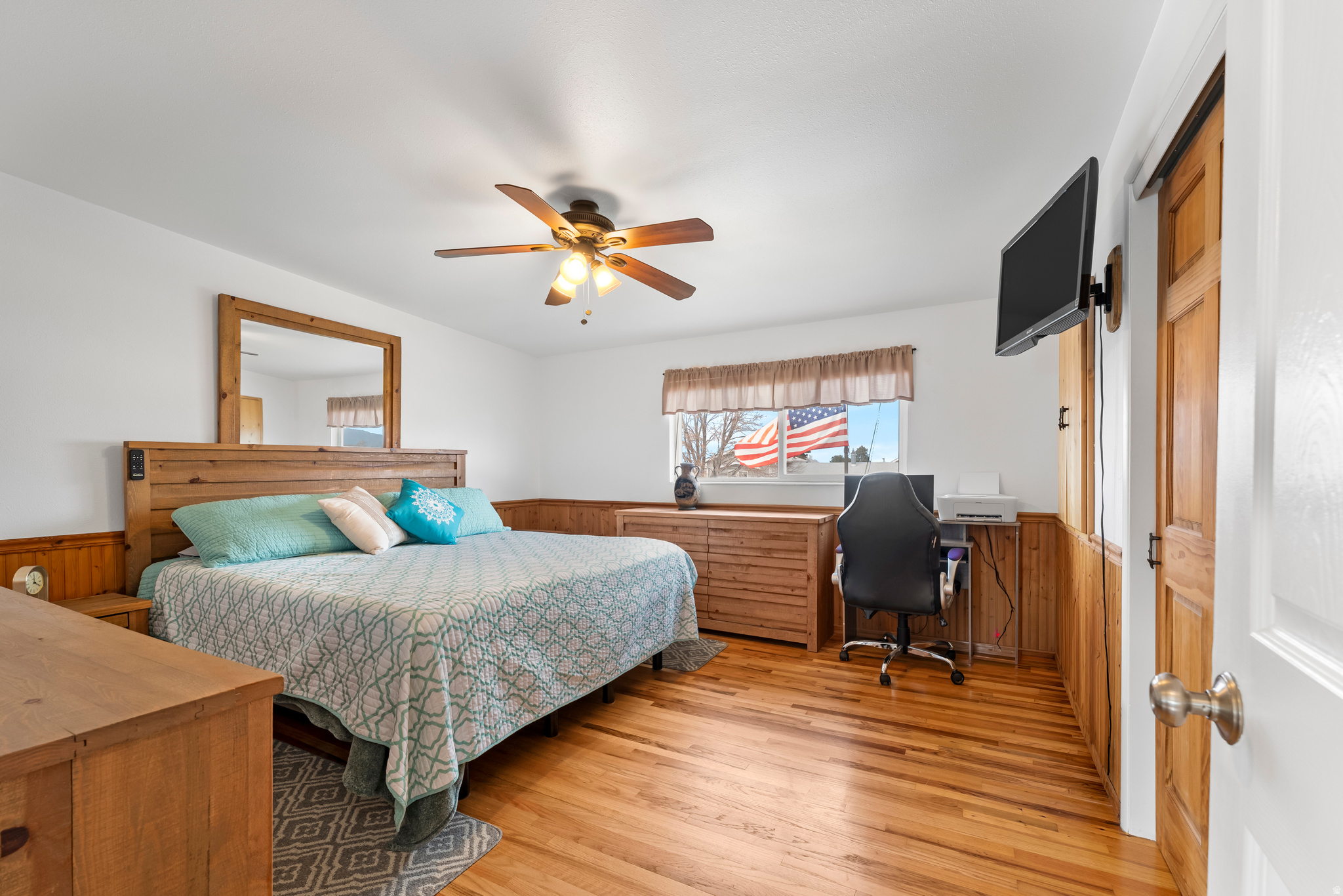 COLONY WEST - Residential