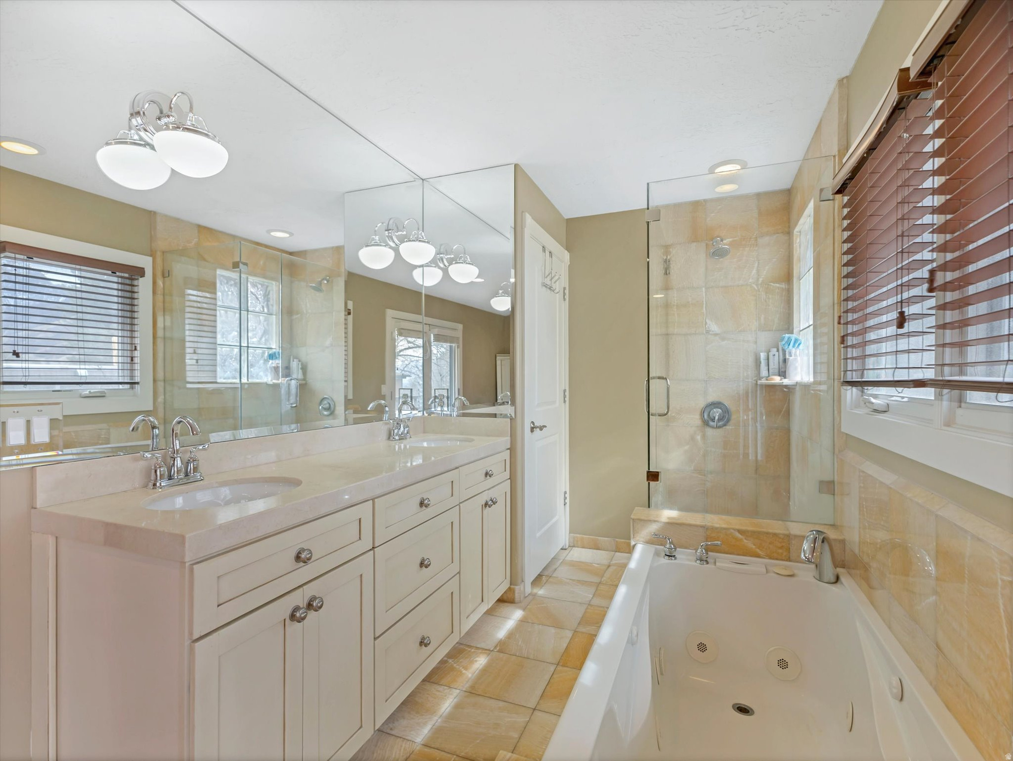 ENCHANTED HILLS - Residential