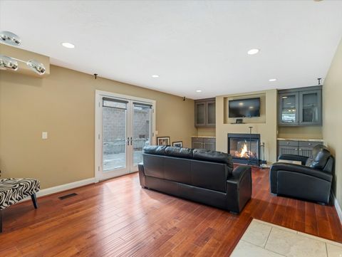 Tiny photo for 3376 E MAGIC VIEW DR S, Cottonwood Heights, UT 84121 (MLS # 2139557)
