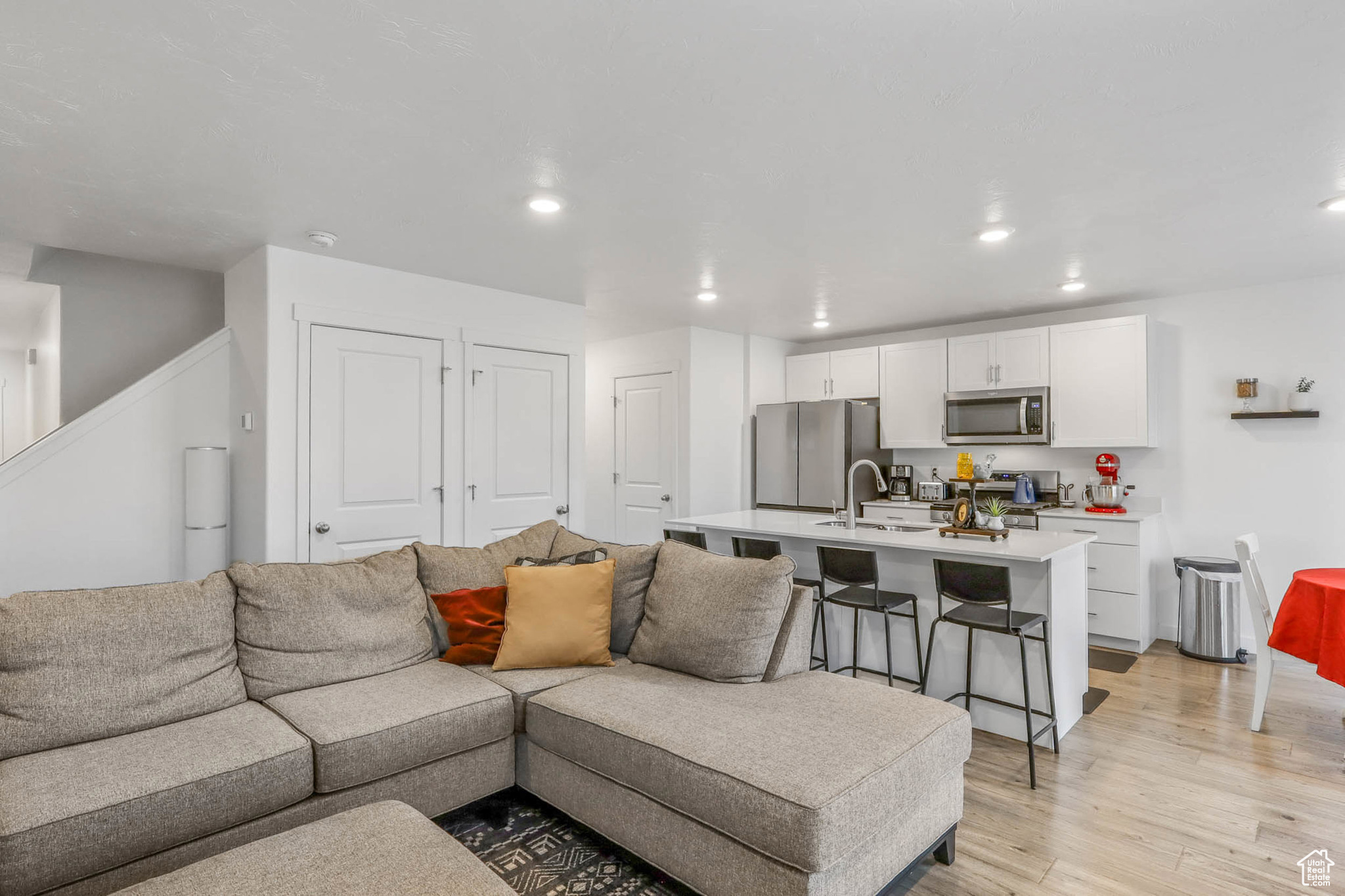 EAGLE POINT - Residential