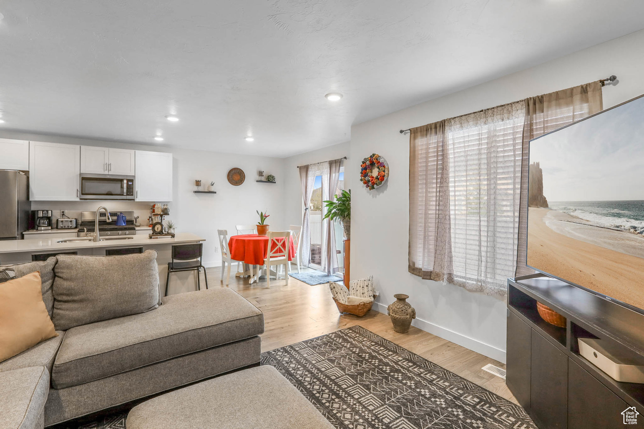 EAGLE POINT - Residential