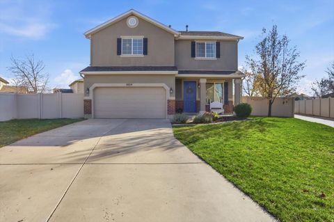 Tiny photo for 1024 N NEWHAM CT W, North Salt Lake, UT 84054 (MLS # 2124754)