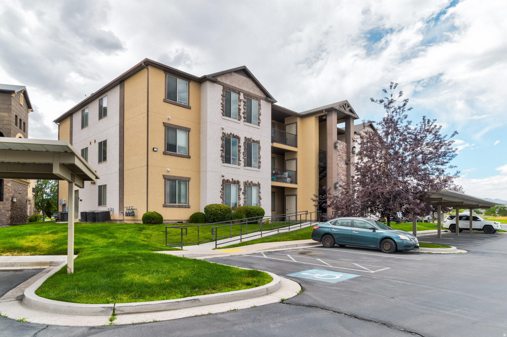 ROCK CREEK CONDO - Residential