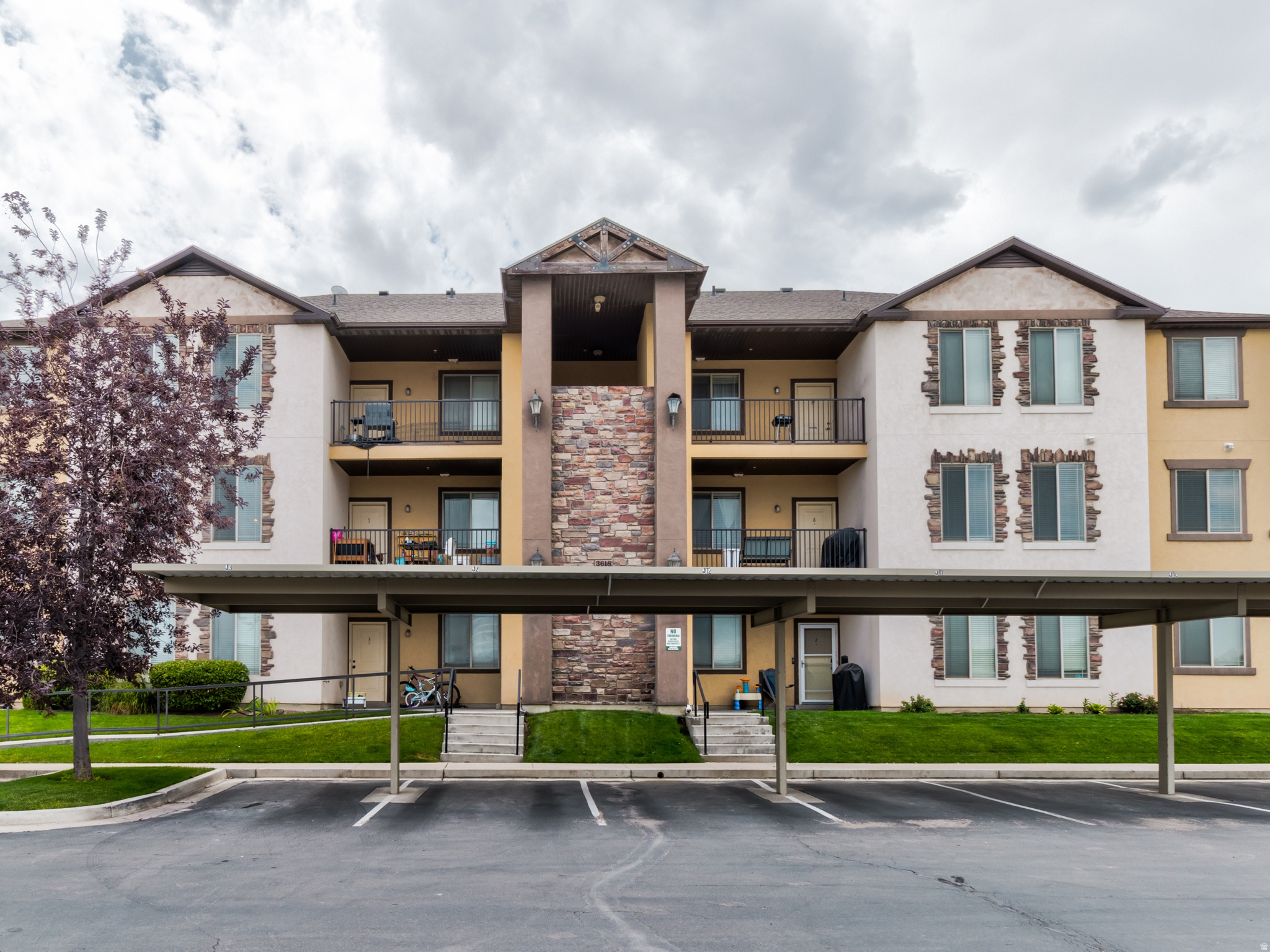 ROCK CREEK CONDO - Residential